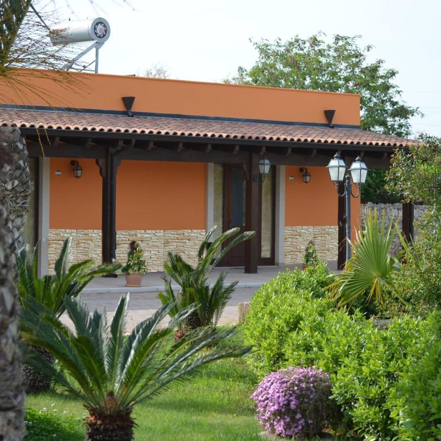 Relais La Giara Guest House Manduria Exterior foto