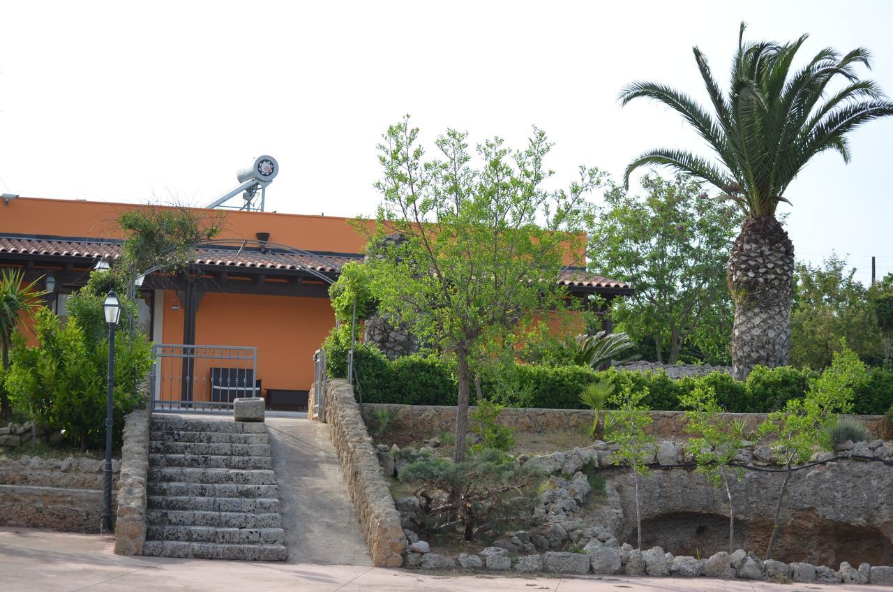 Relais La Giara Guest House Manduria Exterior foto